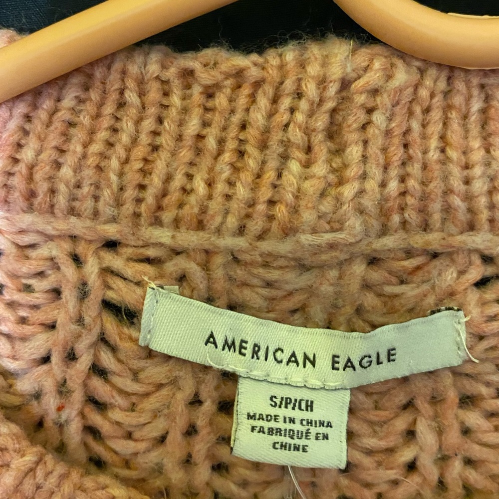 American eagle sweater - Picture 3 of 3